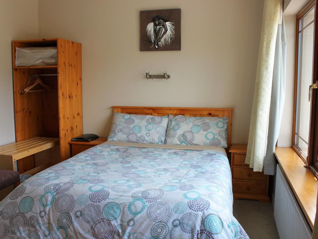 Avelow House B&B เคนแมร์ ภายนอก รูปภาพ