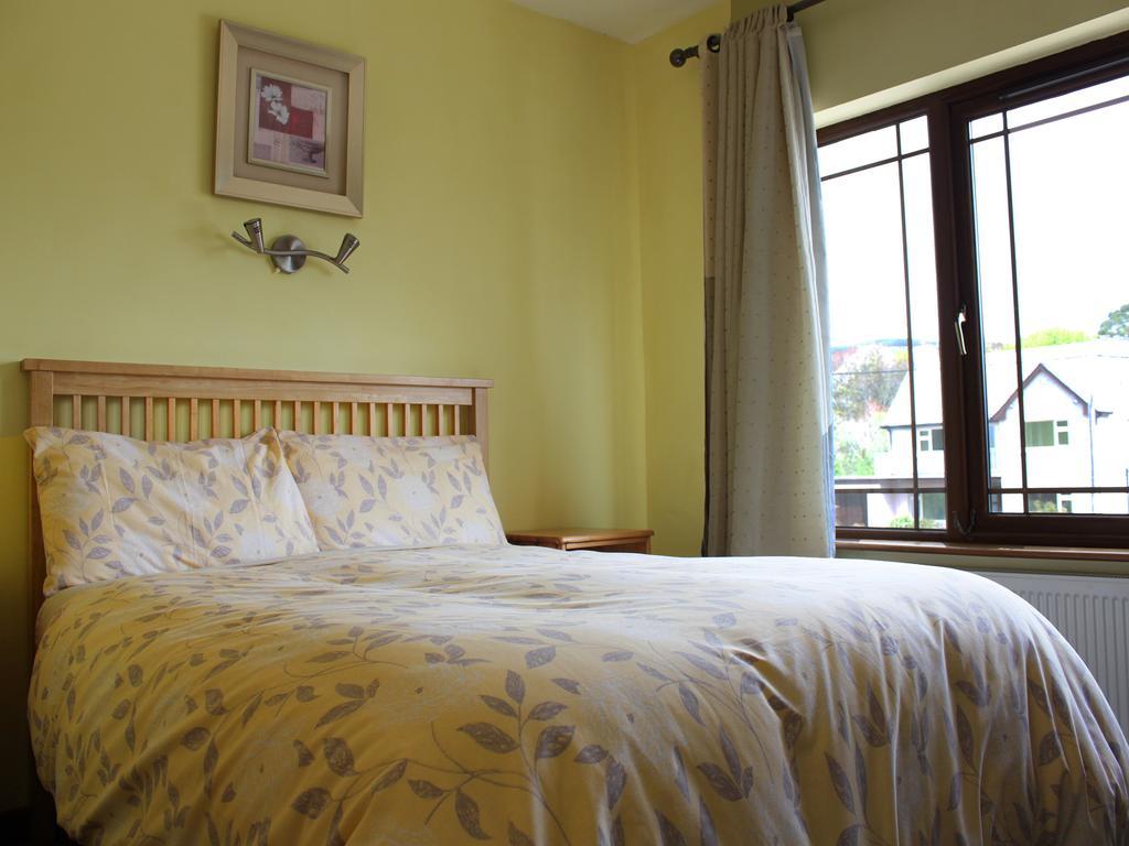 Avelow House B&B เคนแมร์ ภายนอก รูปภาพ